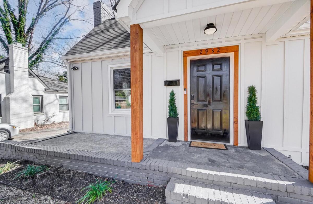 Cozy House W Hot Tub & Big Yard Charlotte Bagian luar foto